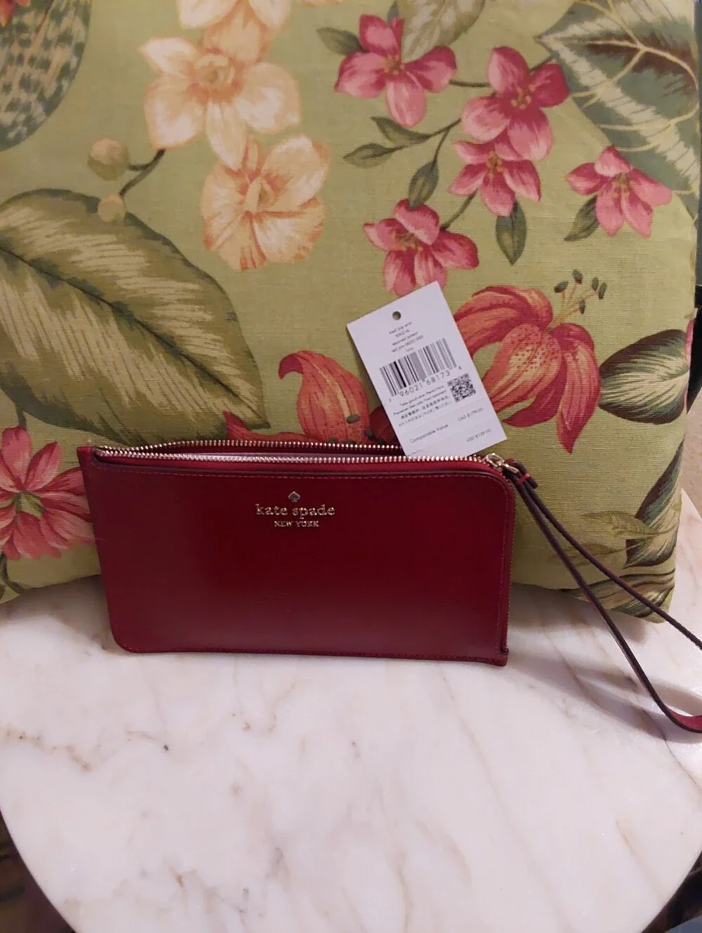 NWT Kate Spade Judy Saffiano Leather Wristlet